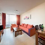 Aurelia Complex 라브다