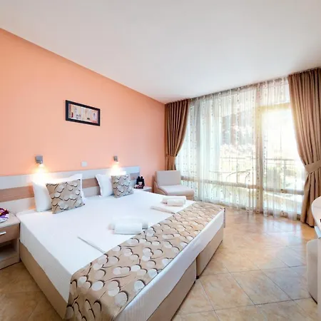 Aurelia Complex Θέρετρο Ράβντα