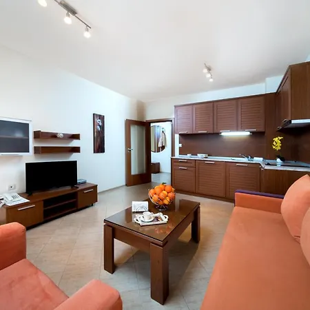 Aurelia Complex 度假村 3*