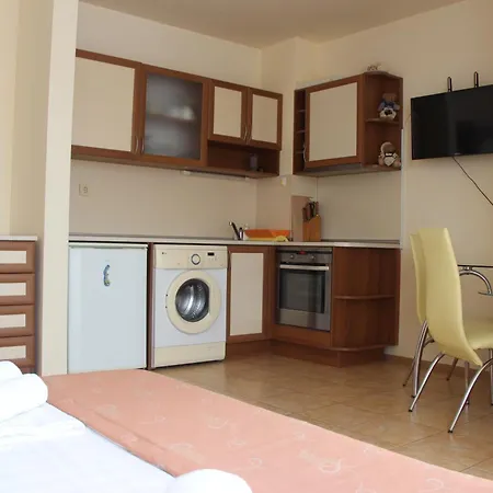 Aurelia Complex רבדה