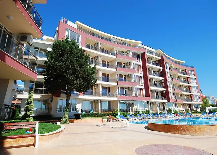 Aurelia Complex Rawda