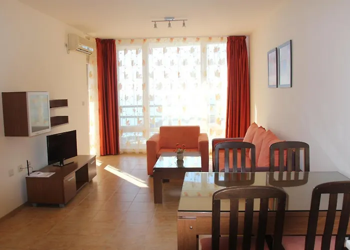 Aurelia Complex Rawda